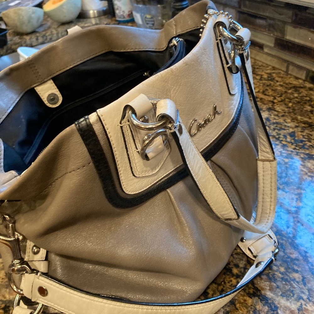 Coach tow tone bag